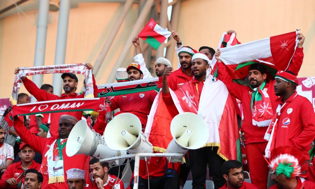 جماهير الكويت وعمان في كأس الخليج  (11)