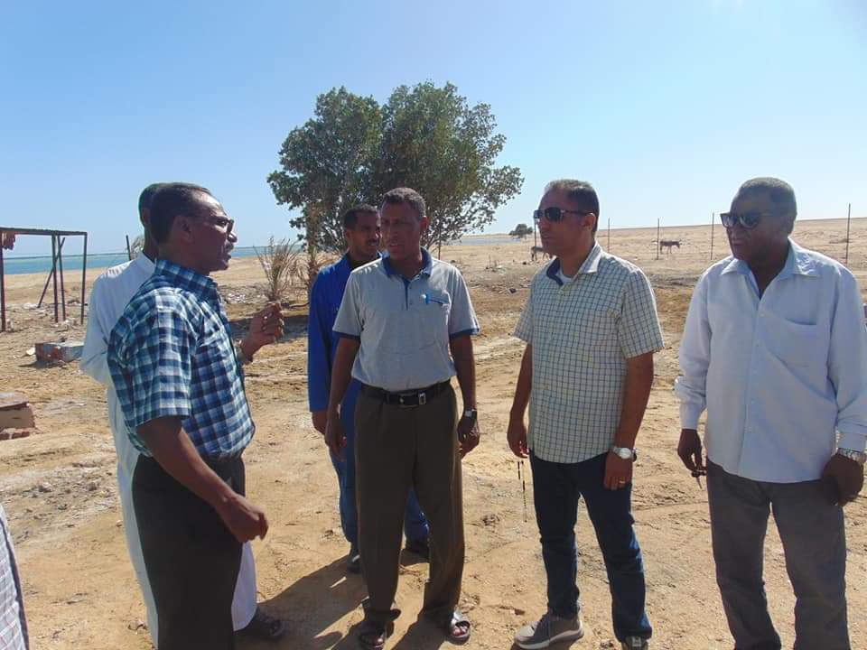 زيارة رئيس مدينة الشلاتين لقرية مرسي حميرة (7)