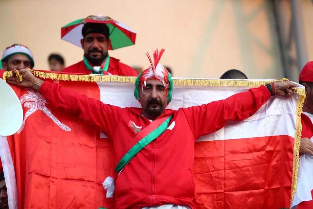 جماهير الكويت وعمان في كأس الخليج  (7)