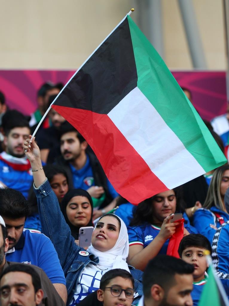 جماهير الكويت وعمان في كأس الخليج  (1)
