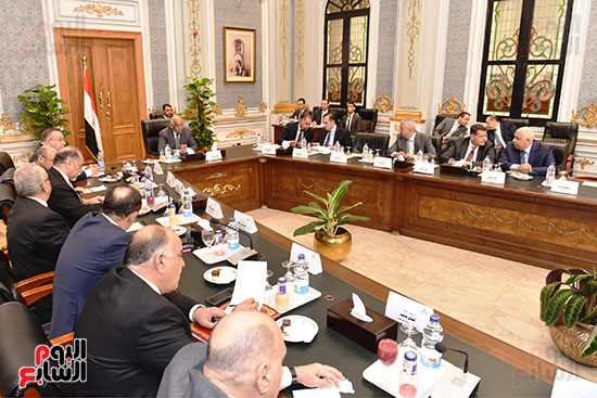 اجتماع اللجنة العامة برئاسة على عبد العال (3)