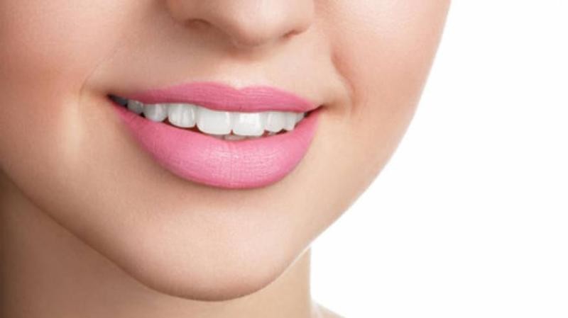 وصفات طبيعية لتفتيح منطقة أسفل الفم (2)