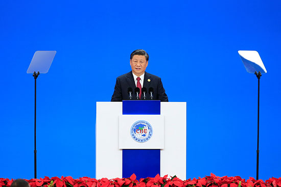 الرئيس الصيني شي جين بينغ يلقي خطابا في حفل افتتاح معرض الصين الدولي للاستيراد