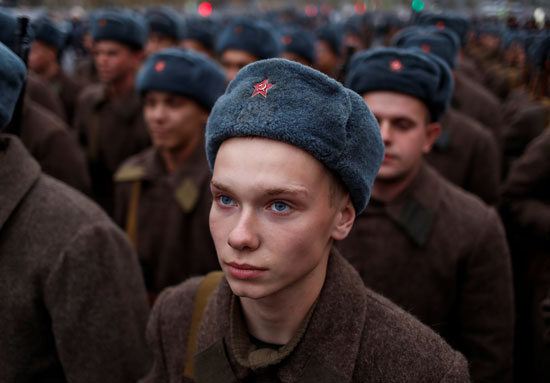 جنود-روس-مشاركون-فى-العرض-المنتظر