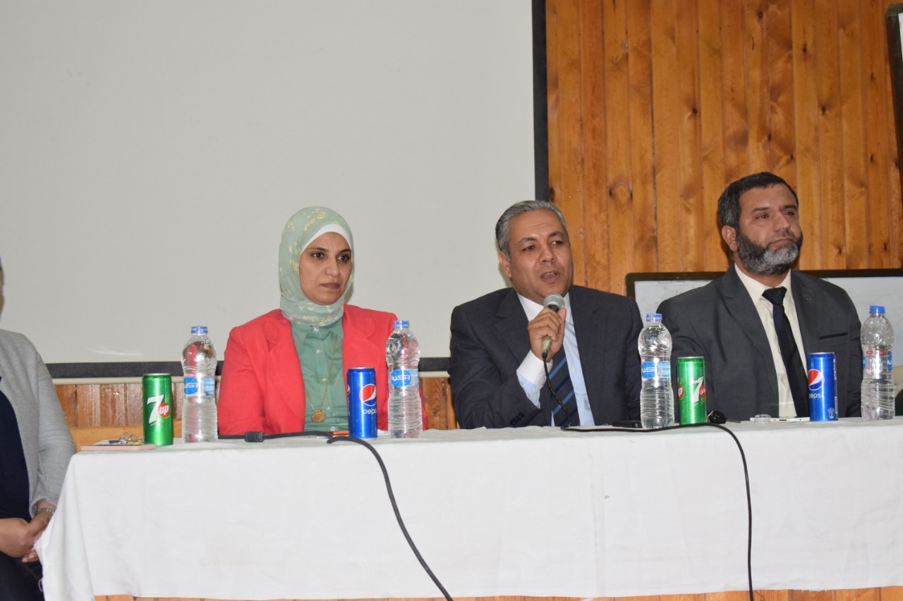 ندوتين لمناهضة العنف ضد المرأة بجامعة المنيا  (1)