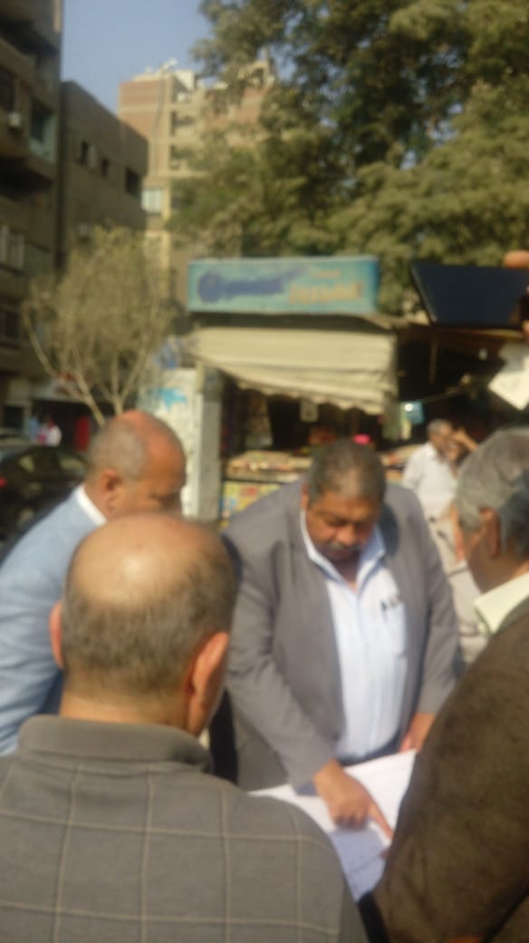 نائب محافظ القاهرة يلتقى سكان العزبة البيضاء بالمرج  (1)