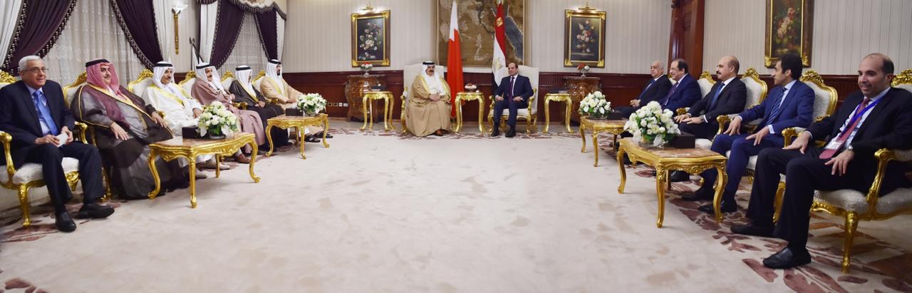 عبد الفتاح السيسي و الملك حمد بن عيسى آل خليفة ملك مملكة البحرين (5)