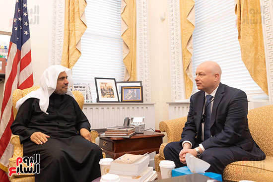 الشيخ العيسى يلتقي مستشار البيت الأبيض جيسون غرينبلات. الشيخ العيسى يلتقي مستشار البيت الأبيض جيسون غرينبلات.