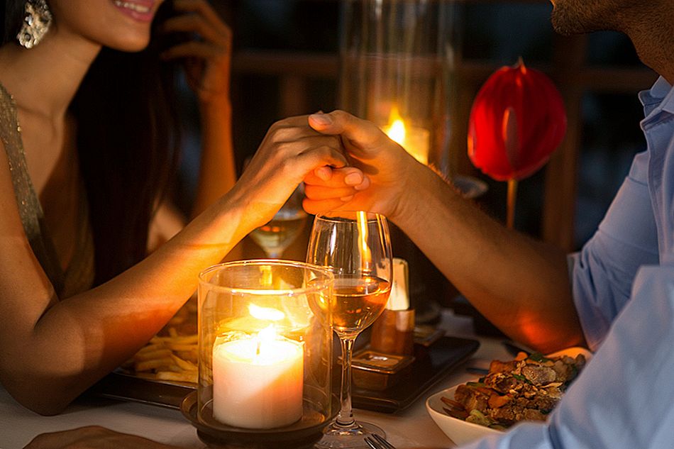 عشاء رومانسي