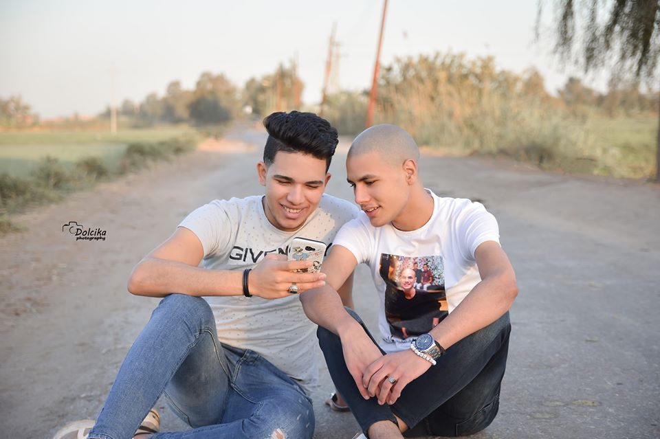 محمد قمصان متحدى السرطان مع والدته (13)