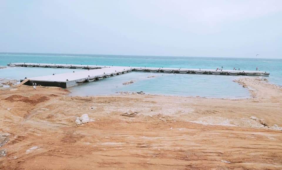 جانب من الانشاءت بميناء صيد ابو رماد  (1)