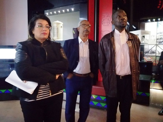 سفير موزمبيق يزور بمتحف النيل بأسوان (13)