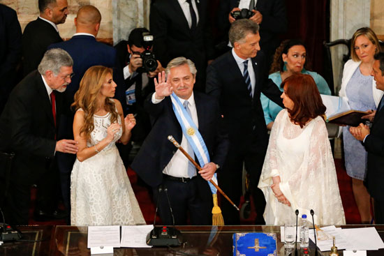 ألبرتو فرنانديز في البرلمان