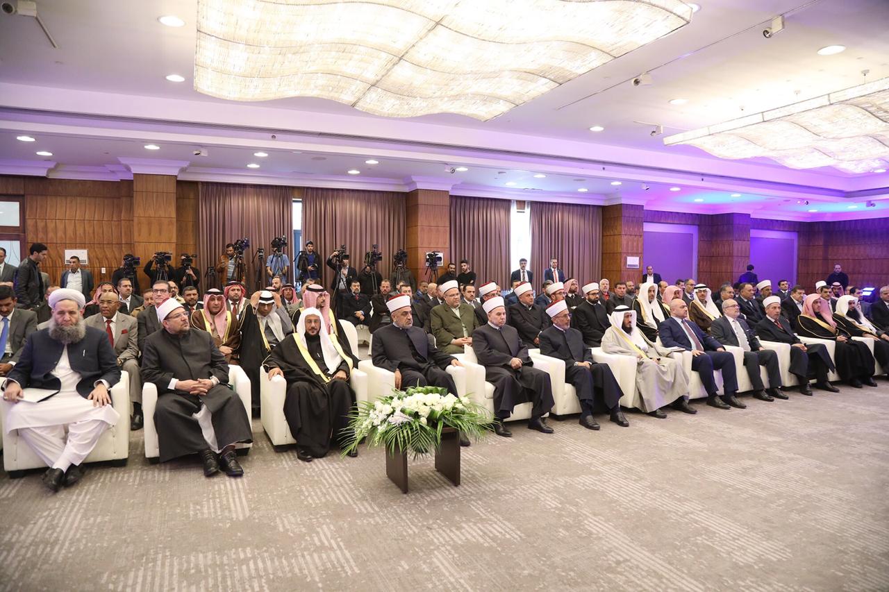 جانب من الدورة الثانية عشرة للمجلس التنفيذي لمؤتمر وزراء الأوقاف والشؤون الإسلامية بدول العالم الإسلام (7)