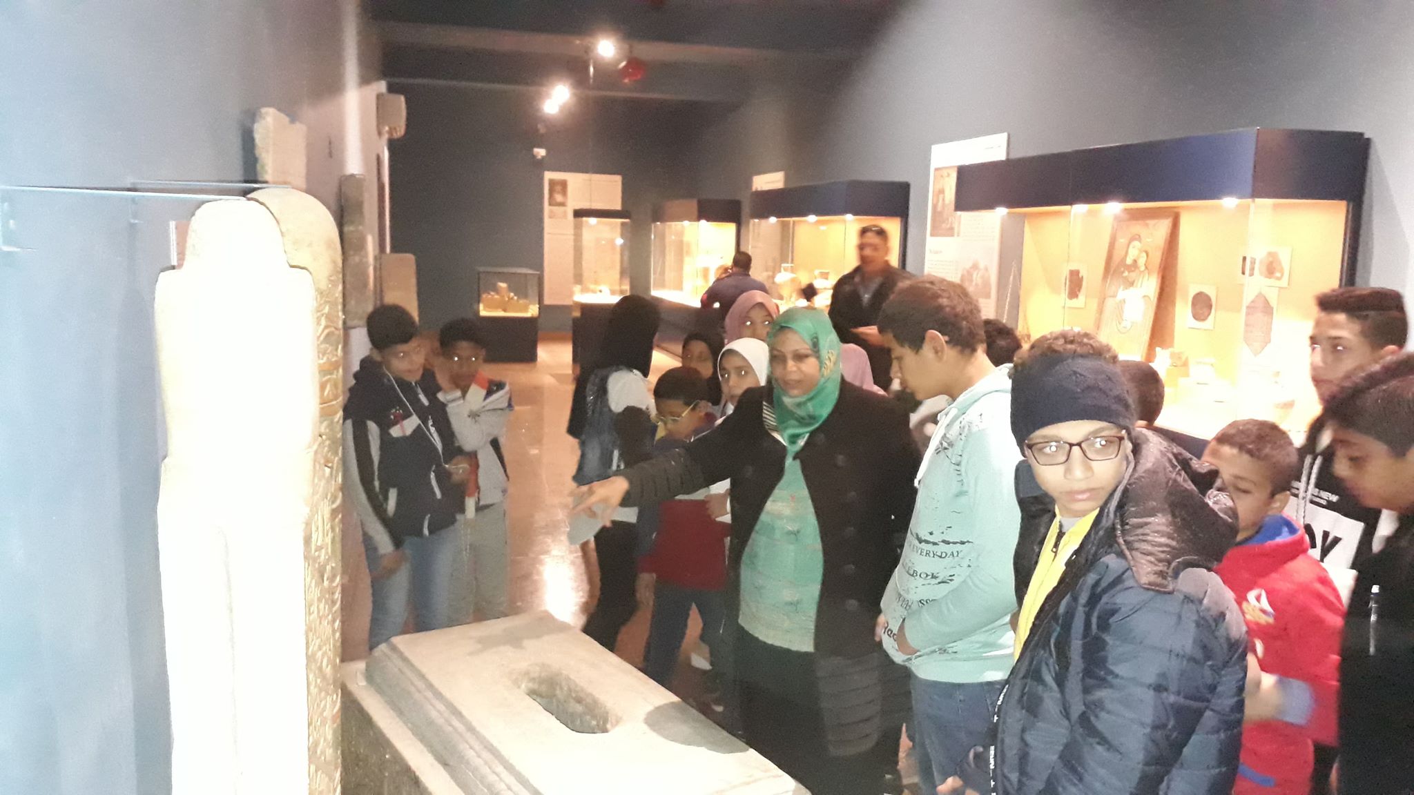 جانب من الزيارات المدرسية لمتحف ملوى (3)