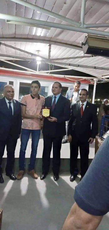 برفقة-رئيس-الجامعة