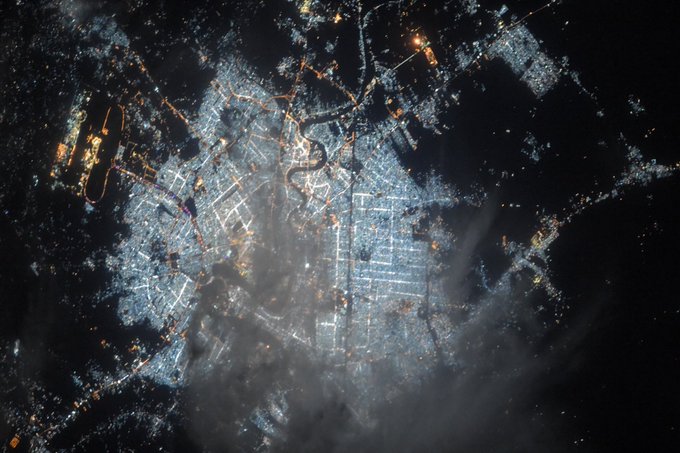 صورة جيسيكا مير من الفضاء