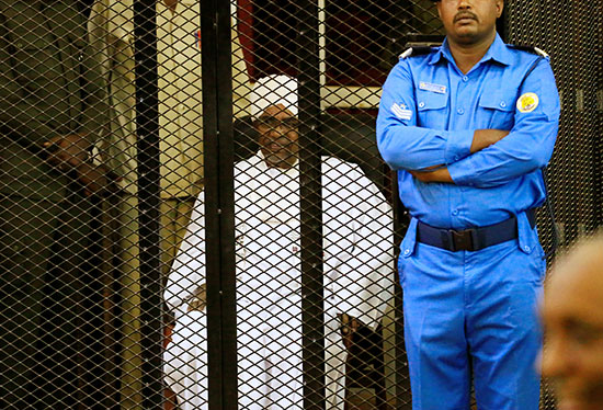 محاكمة الرئيس السودانى المعزول عمر البشير