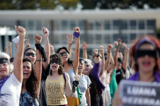 نساء البرازيل يتظاهرن ضد العنف
