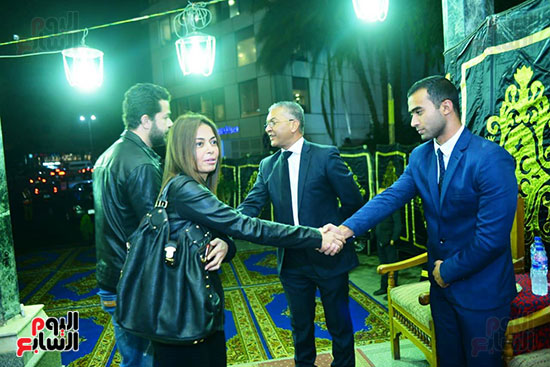 داليا مصطفى تقدم واجل العزاء فى المخرج محسن حلمى داليا مصطفى تقدم واجل العزاء فى المخرج محسن حلمى