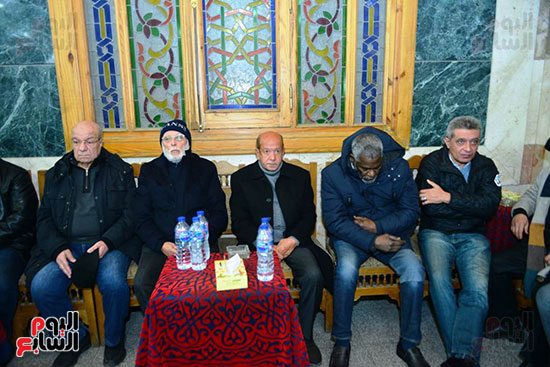 نجوم الفن فى عزاء المخرج محسن حلمى نجوم الفن فى عزاء المخرج محسن حلمى
