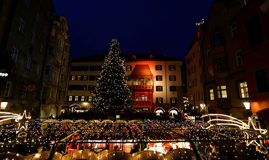 شجرة عيد الميلاد تزين شوارع ومدن المانيا