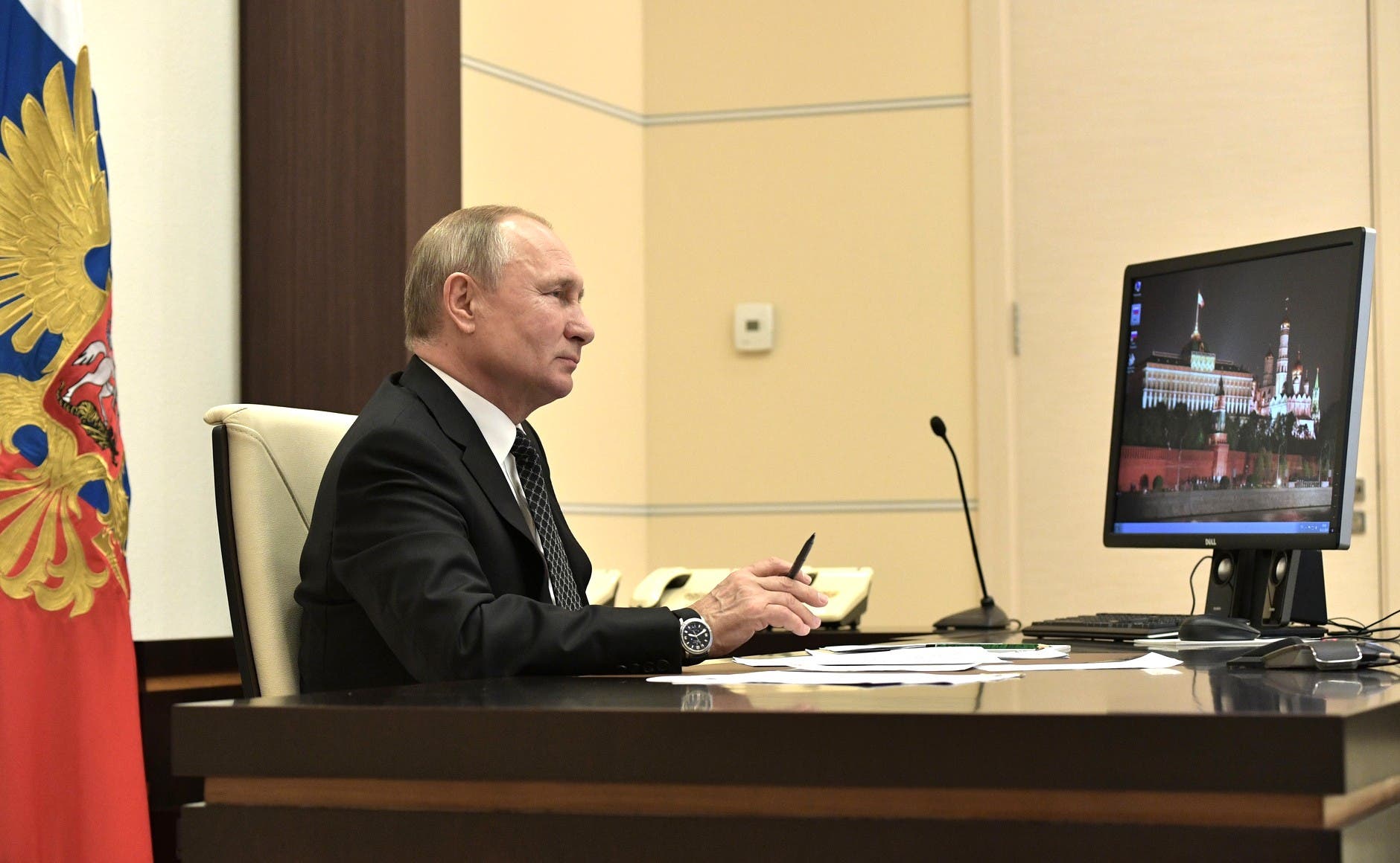 بوتين يستخدم ويندوز xp