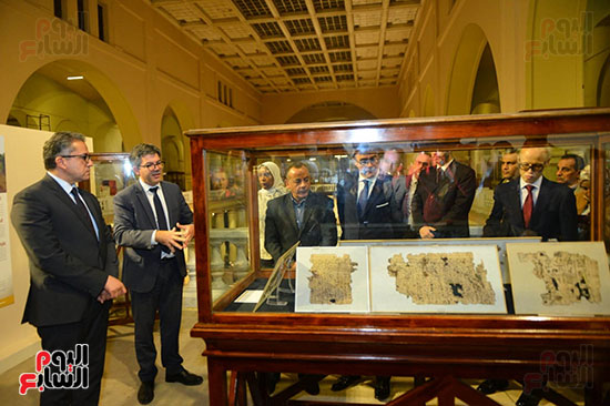 وزير الاثار يستعرض بعض الحفائر الآثرية الفرنسية بحضور السفير الفرنسي بالقاهرة