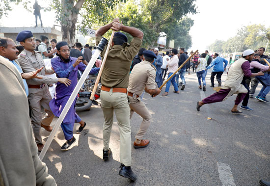 عنف الشرطة الهندية