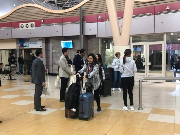 وصول أول وفد سياحى من فرنسا إلى مطار شرم الشيخ (3)