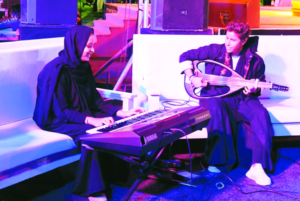 أول امرأة DJ سعودية 