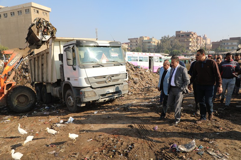 محافظ المنوفية يتابع رفع تجمعات القمامة (3)
