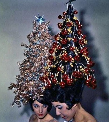 تسريحة شعر شجرة الكريسماس قديماً