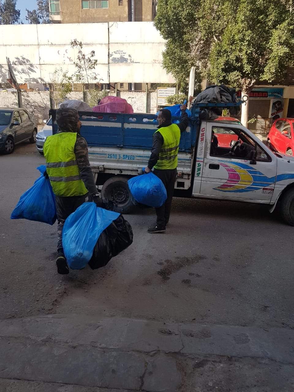 حملات مكبرة لرفع الإشغالات والقمامة وإزالة مخالفات البناء بشرق مدينة نصر (1)