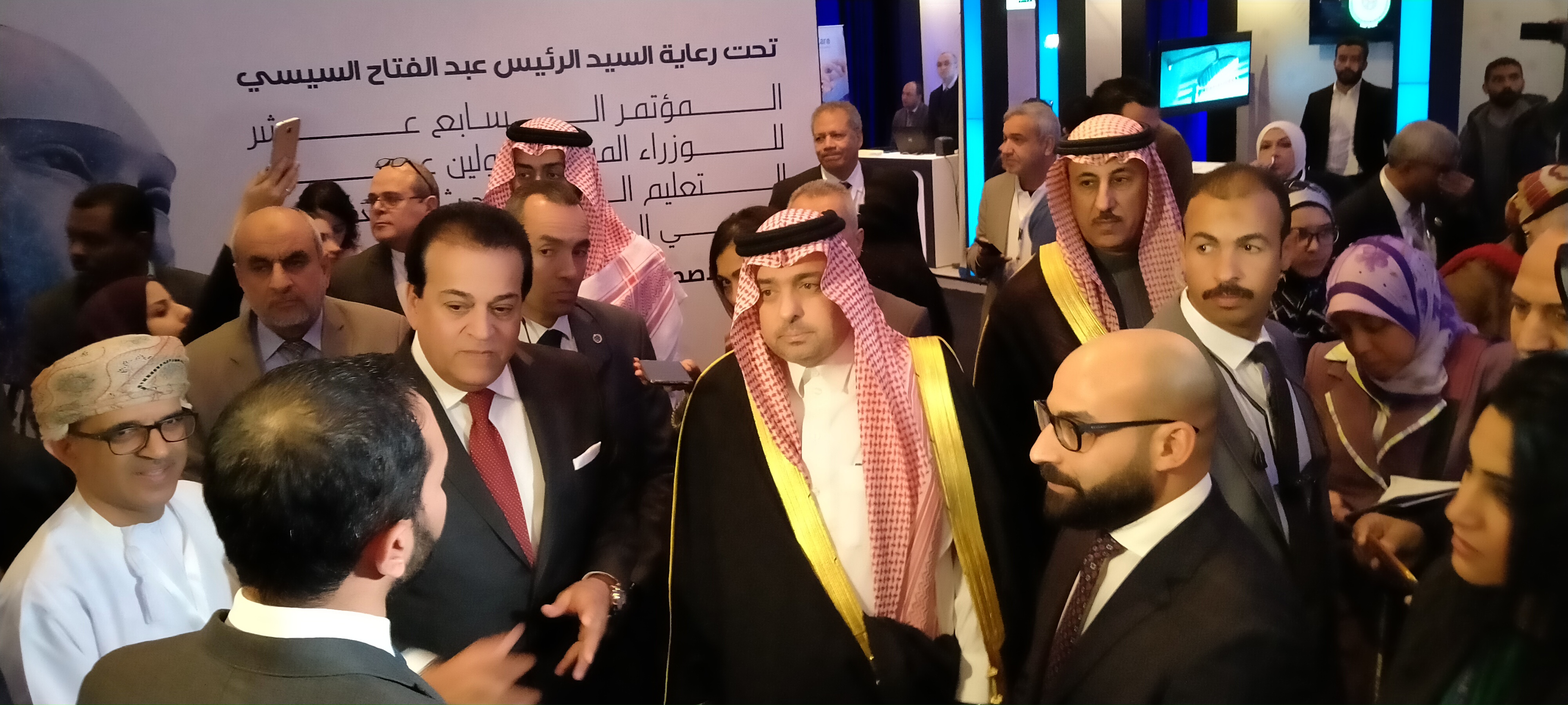 معرض الذكاء الاصطناعى بحضور وزراء التعليم العرب  (5)