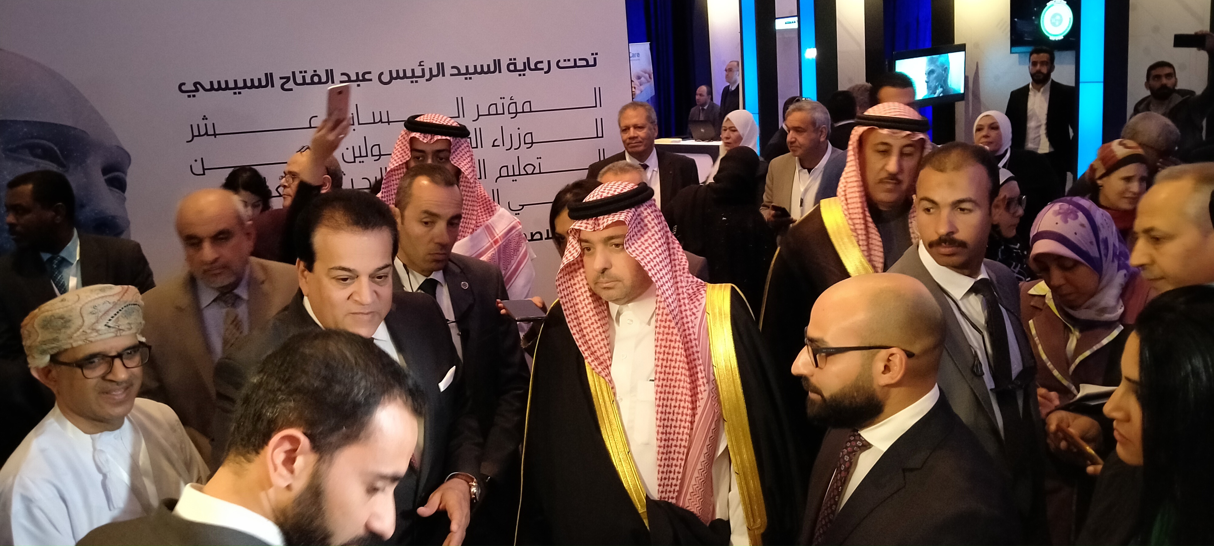 معرض الذكاء الاصطناعى بحضور وزراء التعليم العرب  (6)