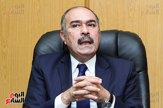 الدكتور أحمد حجازى، رئيس مجلس إدارة الشركة القابضة للأدوية (4)