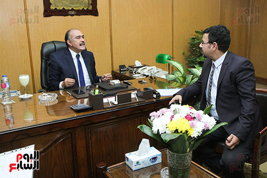 الدكتور أحمد حجازى، رئيس مجلس إدارة الشركة القابضة للأدوية (1)