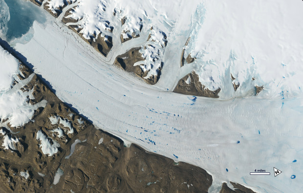 البحيرات الجليدية فى جرينلاند