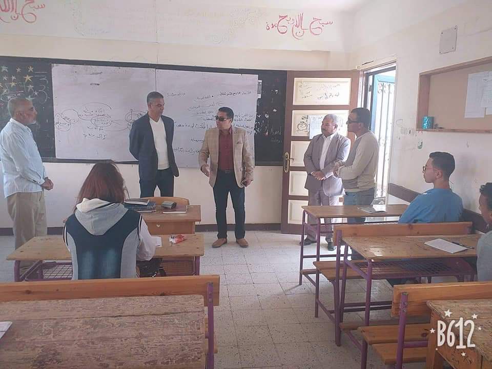 رئيس مدينة مرسى علم يتفقد مدارس المدينة  (3)