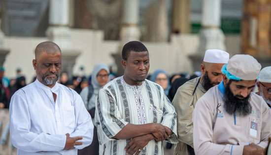 صلاة الكسوف بالمسجد الحرام (4)