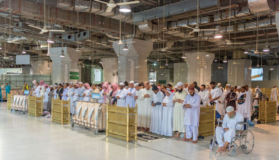 صلاة الكسوف بالمسجد الحرام (8)