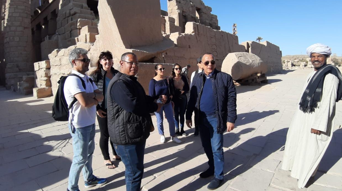 جولة أمين الأعلى للآثار بالمواقع الآثرية بمدينة الأقصر (3)