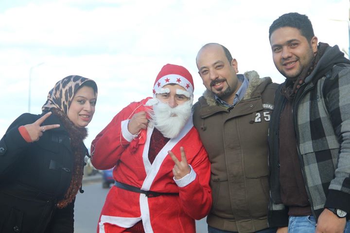 جانب من الاحتفال بشوارع الاسكندرية بابا نويل (11)