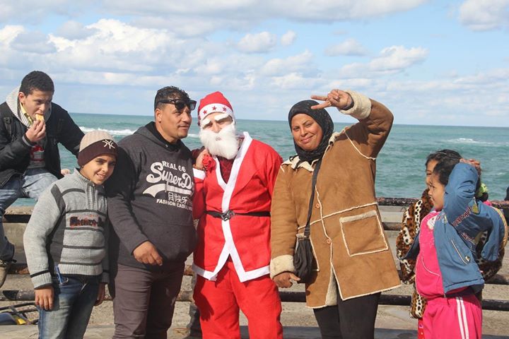 جانب من الاحتفال بشوارع الاسكندرية بابا نويل (12)