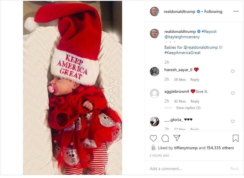 ترامب يعيد نشر صورة ابنة سكرتيرته الصحفية للحملة الرئاسية