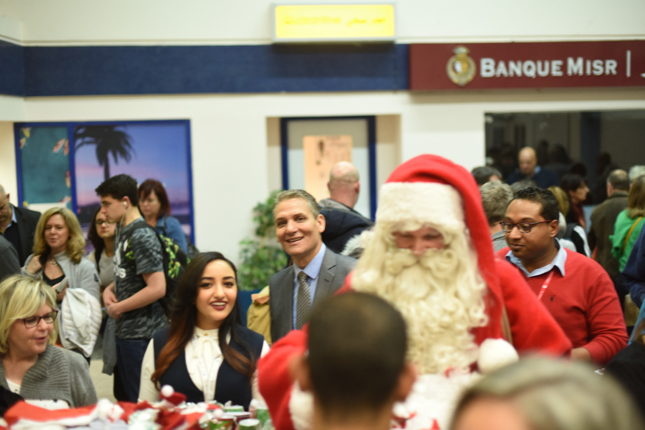 تدفق السياح على مرسى علم (6)