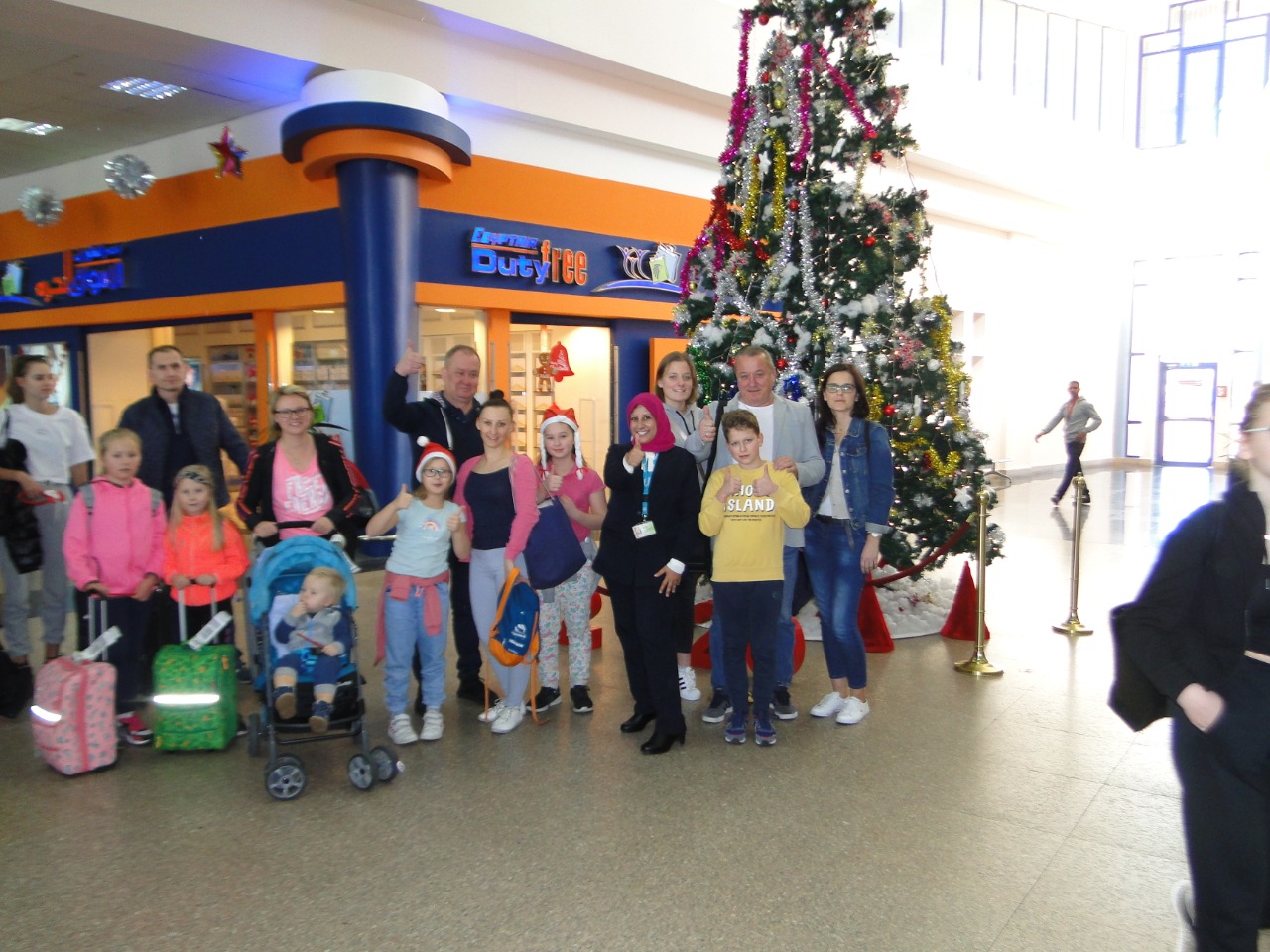 تدفق السياح على مرسى علم (1)