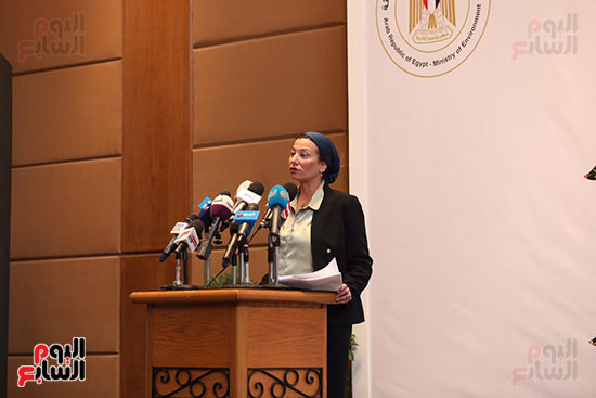 الدكتورة ياسمين فؤاد وزيرة البيئة (5)