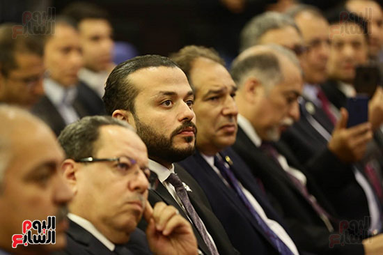 الجلسة الثانية للحوار الوطنى للأحزاب المصرية (1)